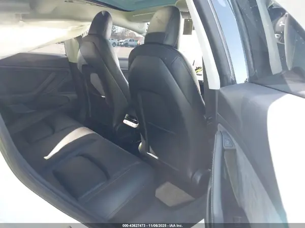 5YJ3E1EA0MF857304 2021 TESLA MODEL 3 - Image 8