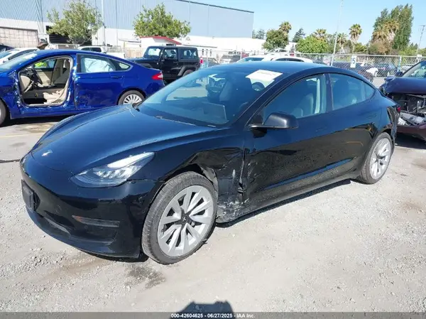 5YJ3E1EA0MF861210 2021 TESLA MODEL 3 - Image 2