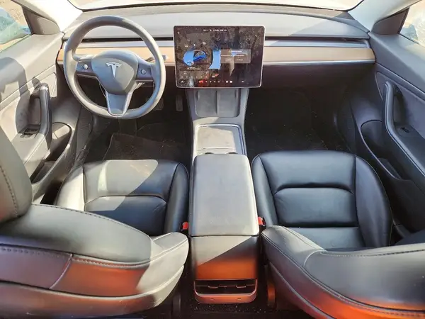 5YJ3E1EA0MF870215 2021 TESLA MODEL 3 - Image 8