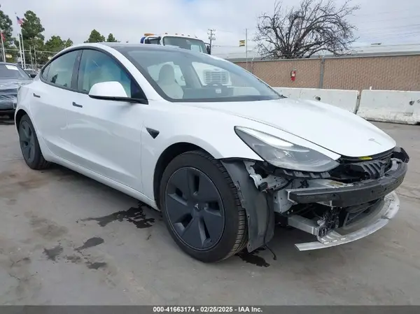 5YJ3E1EA0MF877908 2021 TESLA MODEL 3 - Image 1