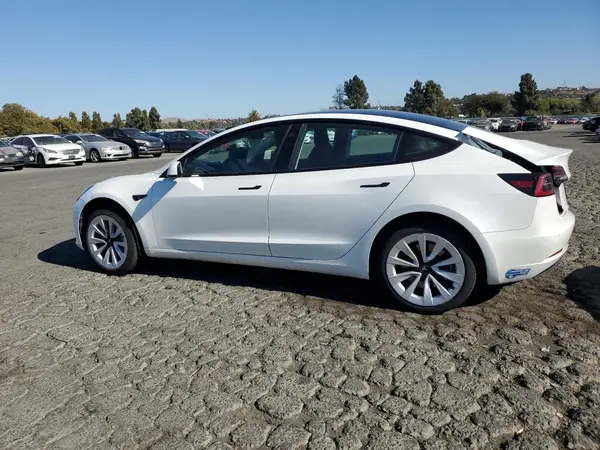 5YJ3E1EA0MF878542 2021 TESLA MODEL 3 - Image 2