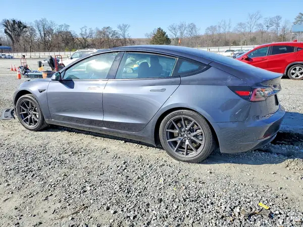 5YJ3E1EA0MF907313 2021 TESLA MODEL 3 - Image 2
