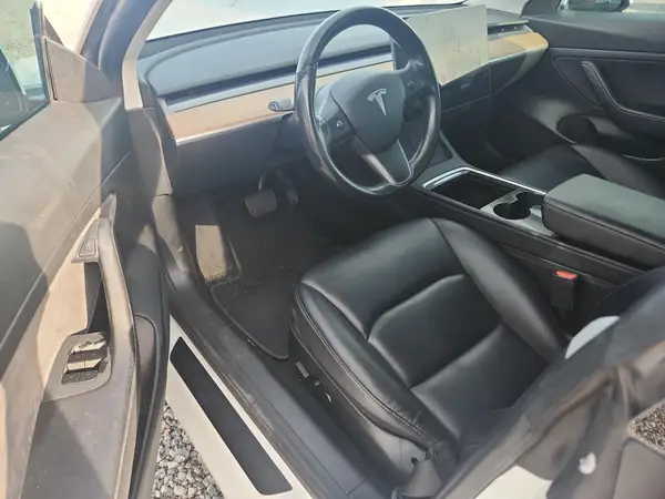 5YJ3E1EA0MF907831 2021 TESLA MODEL 3 - Image 8