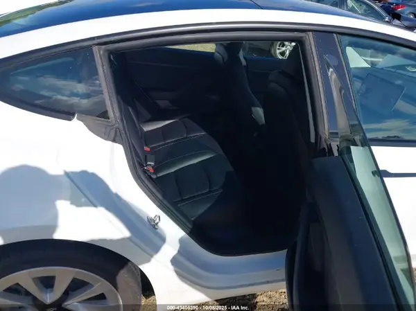 5YJ3E1EA0MF908316 2021 TESLA MODEL 3 - Image 8