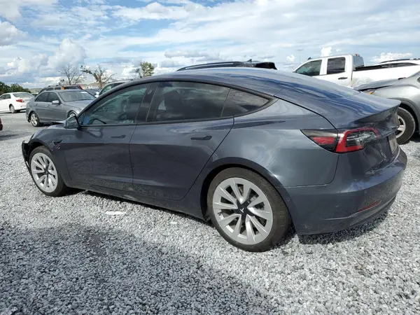 5YJ3E1EA0MF913371 2021 TESLA MODEL 3 - Image 2