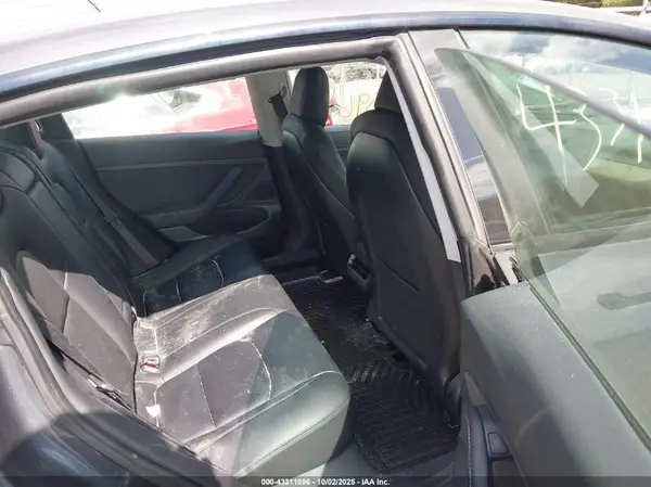 5YJ3E1EA0MF922443 2021 TESLA MODEL 3 - Image 8