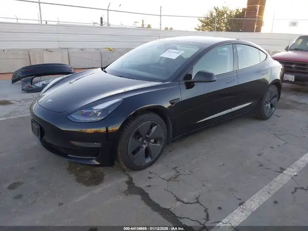 5YJ3E1EA0MF939968 2021 TESLA MODEL 3 - Image 2