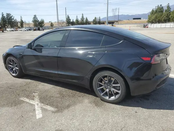 5YJ3E1EA0MF940019 2021 TESLA MODEL 3 - Image 2