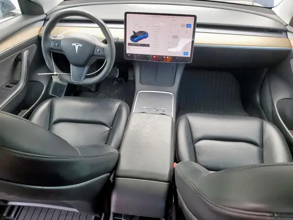 5YJ3E1EA0MF976437 2021 TESLA MODEL 3 - Image 8