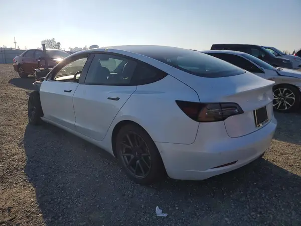 5YJ3E1EA0MF986997 2021 TESLA MODEL 3 - Image 2