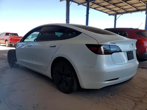 5YJ3E1EA0MF987471 2021 TESLA MODEL 3 - Image 2