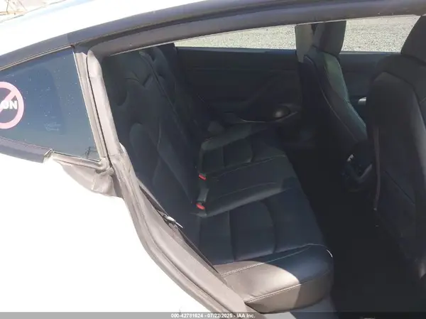 5YJ3E1EA0MF992539 2021 TESLA MODEL 3 - Image 8