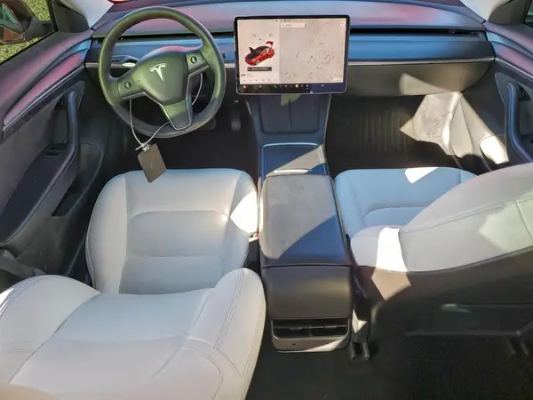 5YJ3E1EA0MF995246 2021 TESLA MODEL 3 - Image 8