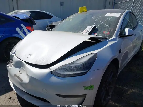 5YJ3E1EA0MF996770 2021 TESLA MODEL 3 - Image 2