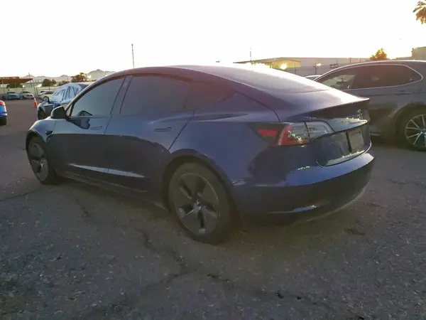 5YJ3E1EA0MF999183 2021 TESLA MODEL 3 - Image 2