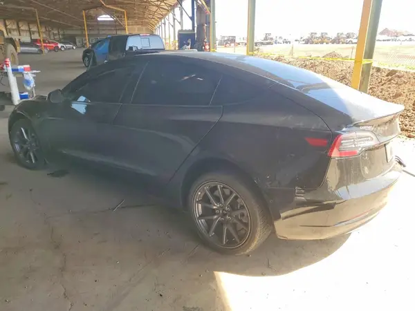 5YJ3E1EA0NF106527 2022 TESLA MODEL 3 - Image 2