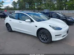 5YJ3E1EA0NF112697 2022 TESLA MODEL 3