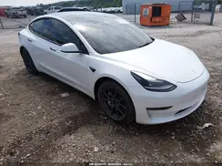 5YJ3E1EA0NF124638 2022 TESLA MODEL 3