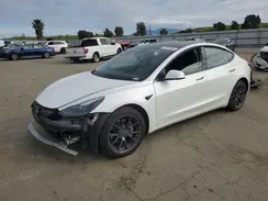 5YJ3E1EA0NF160989 2022 TESLA MODEL 3