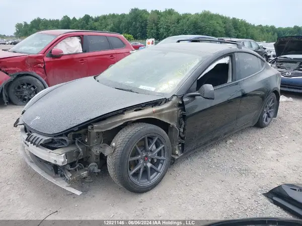 5YJ3E1EA0NF164394 2022 TESLA MODEL 3 - Image 2
