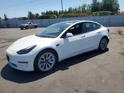 5YJ3E1EA0NF185682 2022 TESLA MODEL 3
