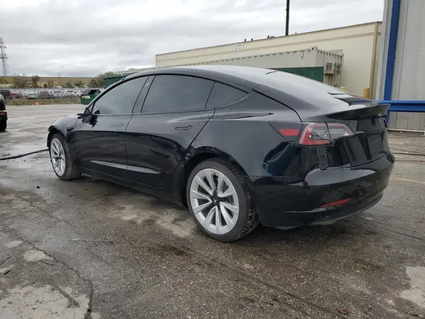 5YJ3E1EA0NF186296 2022 TESLA MODEL 3 - Image 2