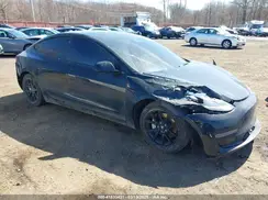 5YJ3E1EA0NF190056 2022 TESLA MODEL 3