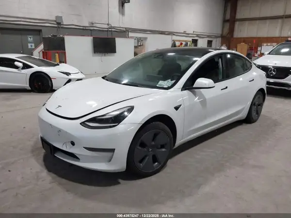 5YJ3E1EA0NF206921 2022 TESLA MODEL 3 - Image 2