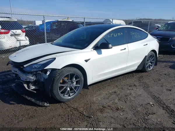 5YJ3E1EA0NF233696 2022 TESLA MODEL 3 - Image 2