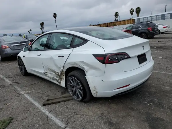 5YJ3E1EA0NF243404 2022 TESLA MODEL 3 - Image 2