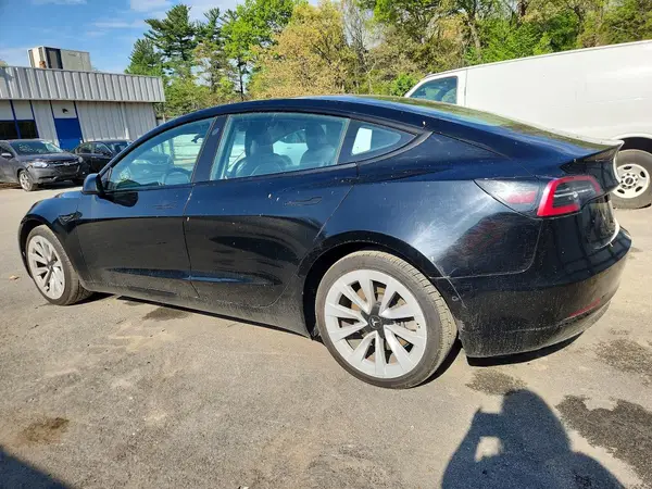 5YJ3E1EA0NF286592 2022 TESLA MODEL 3 - Image 2