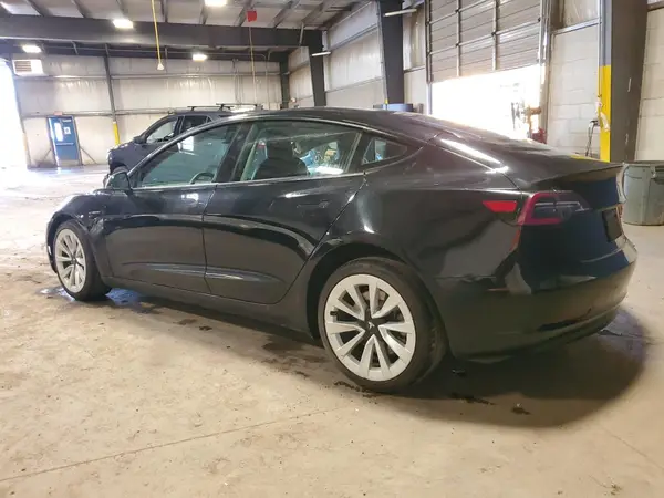 5YJ3E1EA0NF289606 2022 TESLA MODEL 3 - Image 2