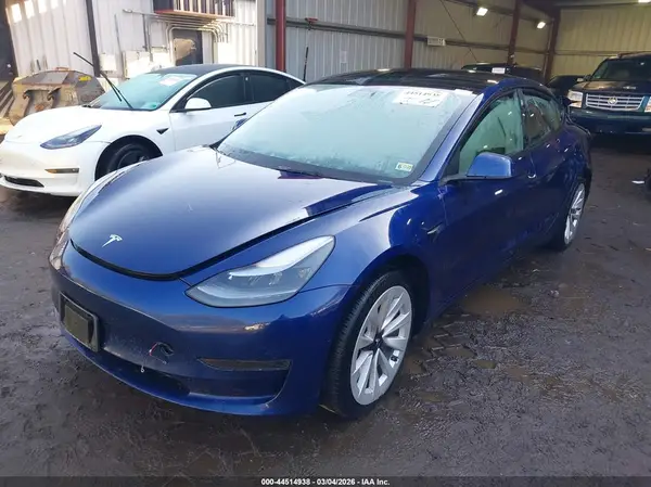 5YJ3E1EA0NF289914 2022 TESLA MODEL 3 - Image 2