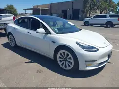 5YJ3E1EA0NF293493 2022 TESLA MODEL 3