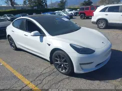 5YJ3E1EA0NF302029 2022 TESLA MODEL 3