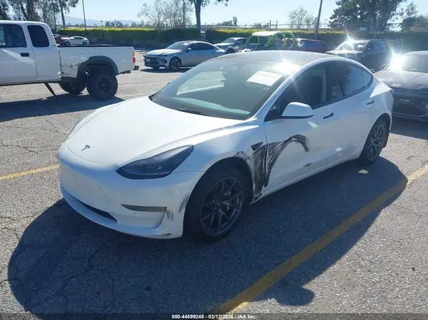 5YJ3E1EA0NF302029 2022 TESLA MODEL 3 - Image 2