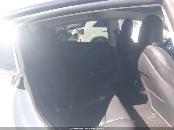 5YJ3E1EA0NF302029 2022 TESLA MODEL 3 - Image 8