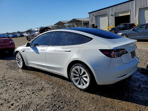 5YJ3E1EA0NF302550 2022 TESLA MODEL 3 - Image 2