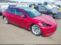 5YJ3E1EA0NF304010 2022 TESLA MODEL 3