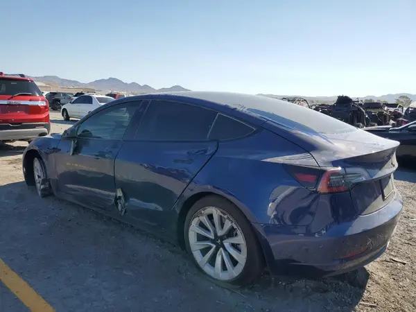 5YJ3E1EA0NF304153 2022 TESLA MODEL 3 - Image 2