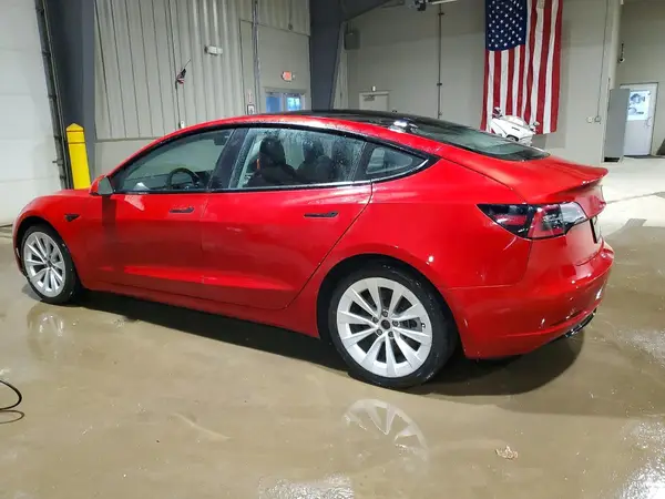 5YJ3E1EA0NF304797 2022 TESLA MODEL 3 - Image 2