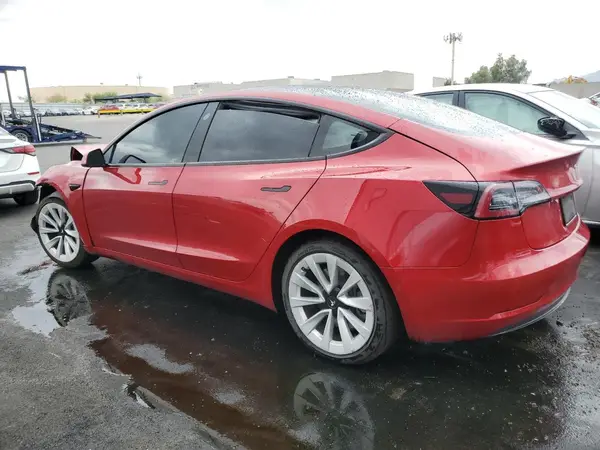 5YJ3E1EA0NF304833 2022 TESLA MODEL 3 - Image 2