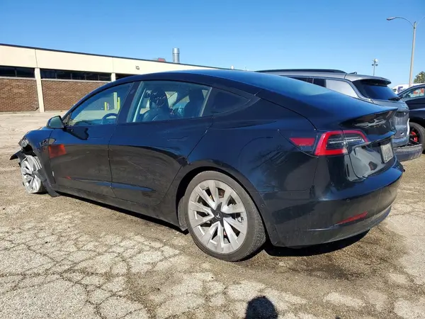 5YJ3E1EA0NF304864 2022 TESLA MODEL 3 - Image 2