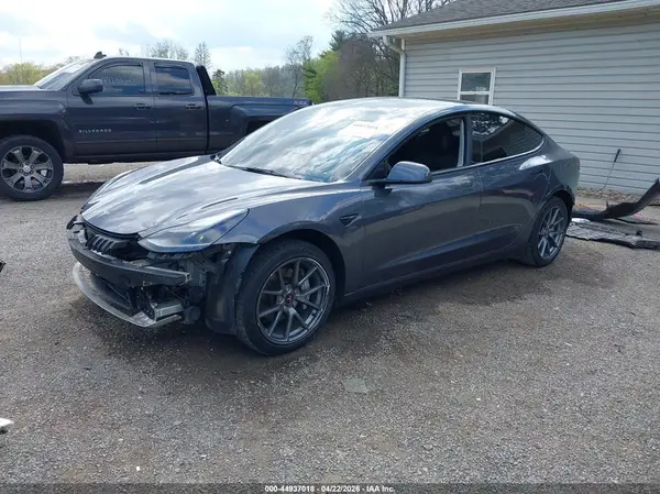 5YJ3E1EA0NF305786 2022 TESLA MODEL 3 - Image 2