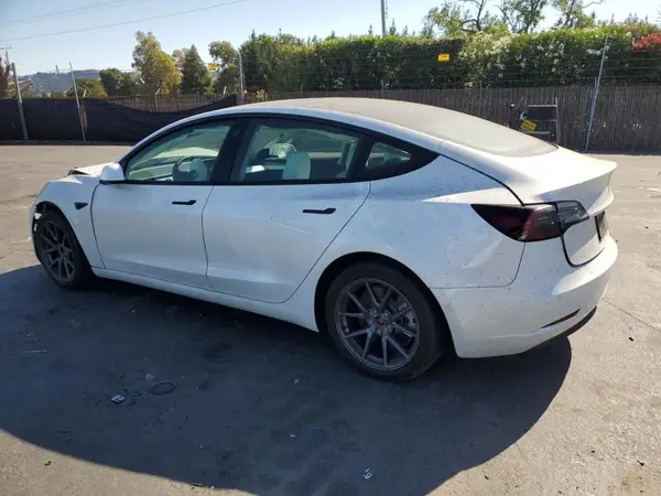 5YJ3E1EA0NF308882 2022 TESLA MODEL 3 - Image 2
