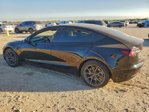 5YJ3E1EA0NF317954 2022 TESLA MODEL 3 - Image 2
