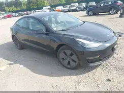 5YJ3E1EA0NF330090 2022 TESLA MODEL 3