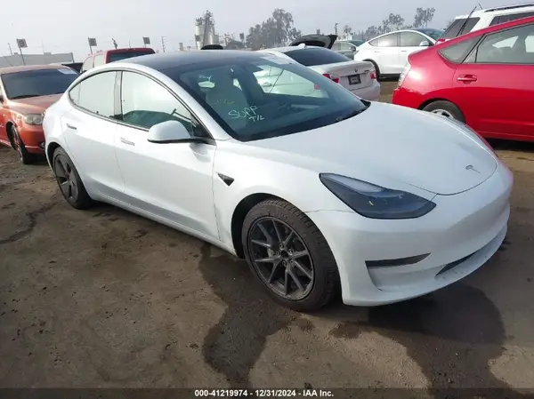 5YJ3E1EA0NF336522 2022 TESLA MODEL 3 - Image 1