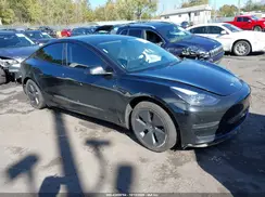 5YJ3E1EA0NF338366 2022 TESLA MODEL 3