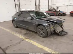 5YJ3E1EA0NF340702 2022 TESLA MODEL 3